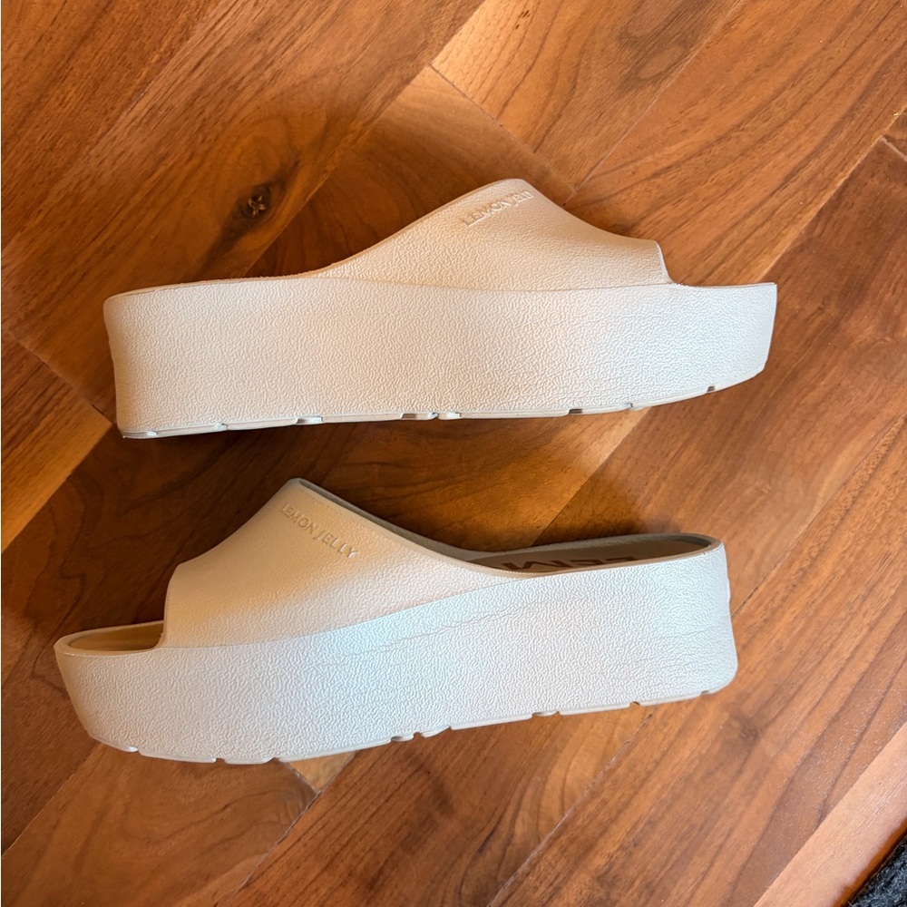 Lemon Jelly Platform Slide Sandals